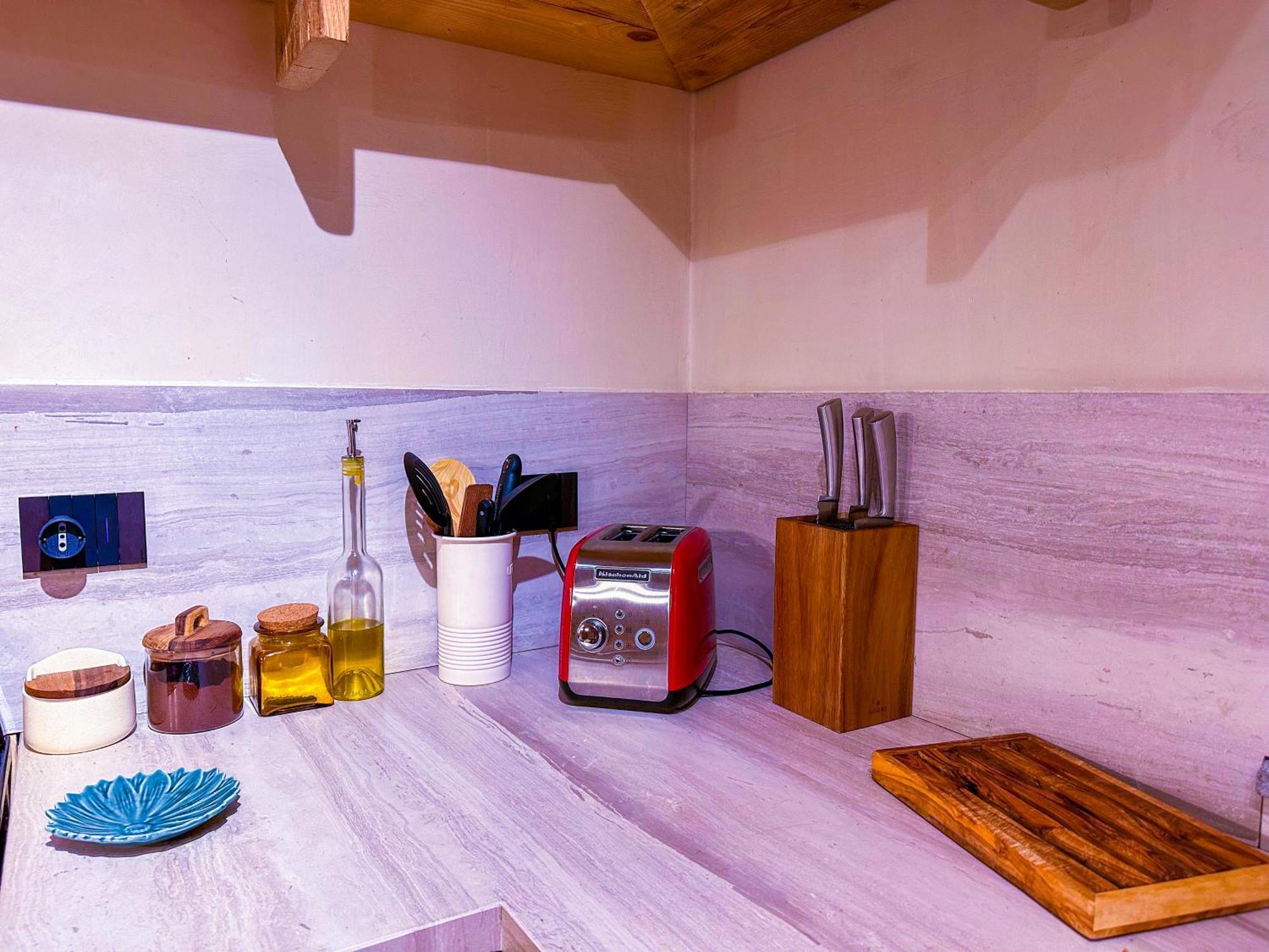 Joivy Modern Family Chalet With Stunning Mountain Views ชัมโปลุก ภายนอก รูปภาพ